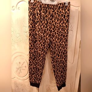 🐆 Leopard Print Pants 🐆